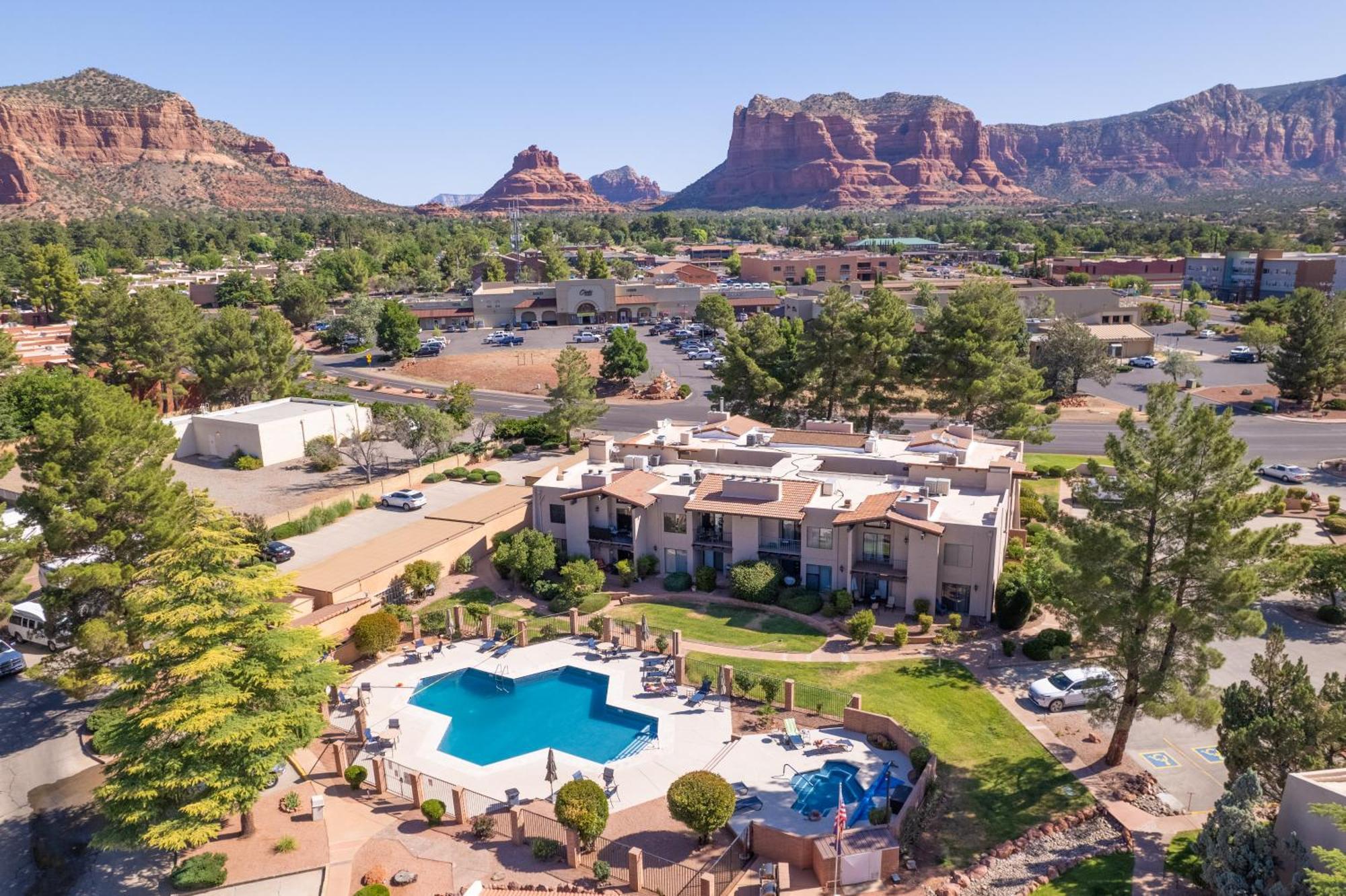 Cozy Sedona Retreat - Pool, Spa, Pickleball מראה חיצוני תמונה